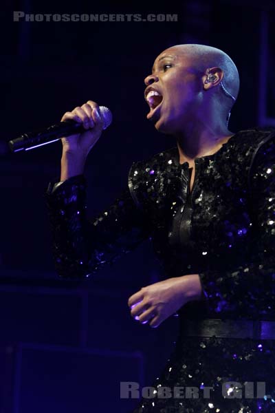 SKUNK ANANSIE - 2009-11-20 - PARIS - Elysee Montmartre - 